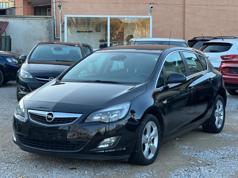 Opel Astra 1.7cdti, снимка 1 - Автомобили и джипове - 43322530