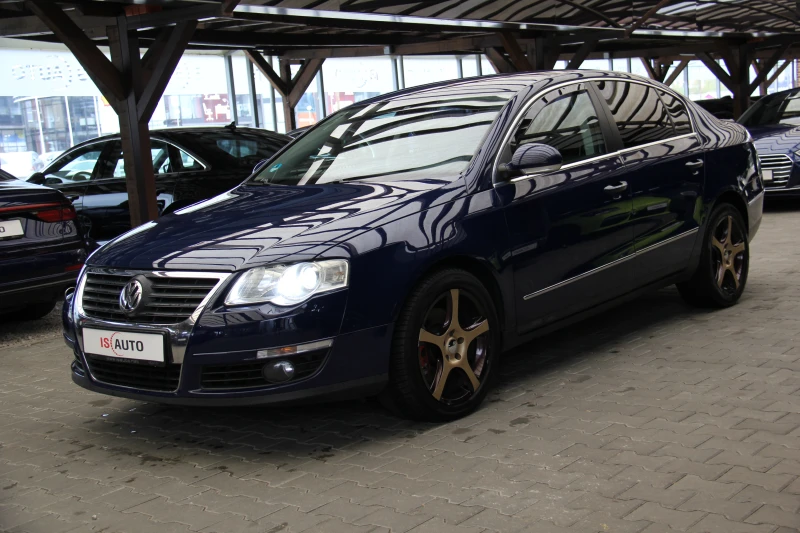 VW Passat 2.0TFSI/Navi/Xenon/Подгрев, снимка 2 - Автомобили и джипове - 47285166