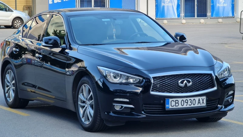 Infiniti Q50 ПЕРФЕКТЕН! Автоматик/Бензин, снимка 2 - Автомобили и джипове - 48077988