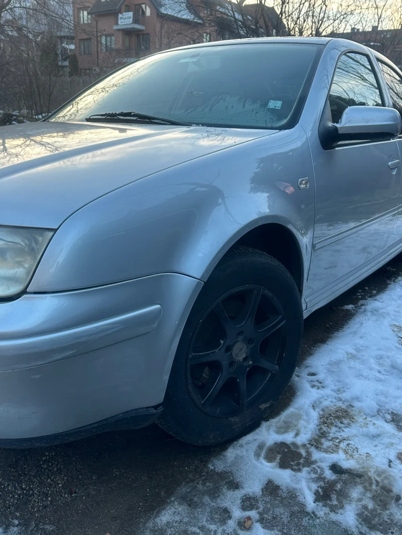 VW Bora, снимка 1 - Автомобили и джипове - 48591720