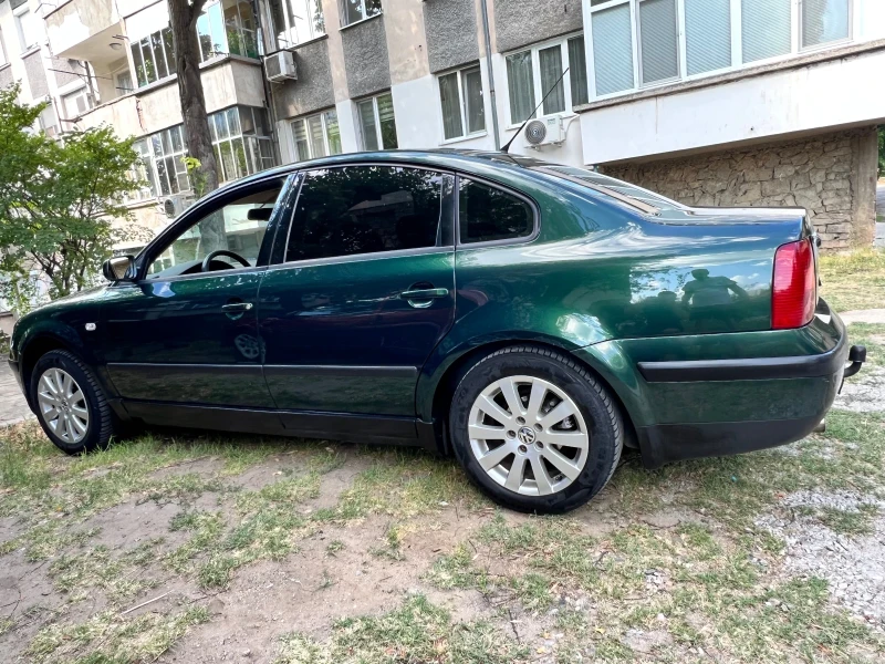 VW Passat, снимка 2 - Автомобили и джипове - 52096001
