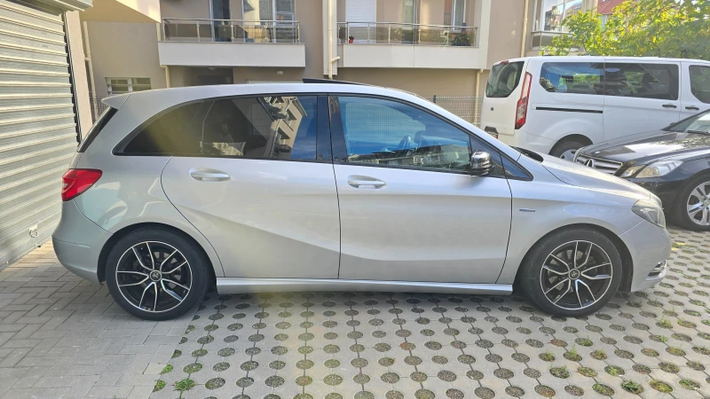 Mercedes-Benz B 200, снимка 6 - Автомобили и джипове - 52249655