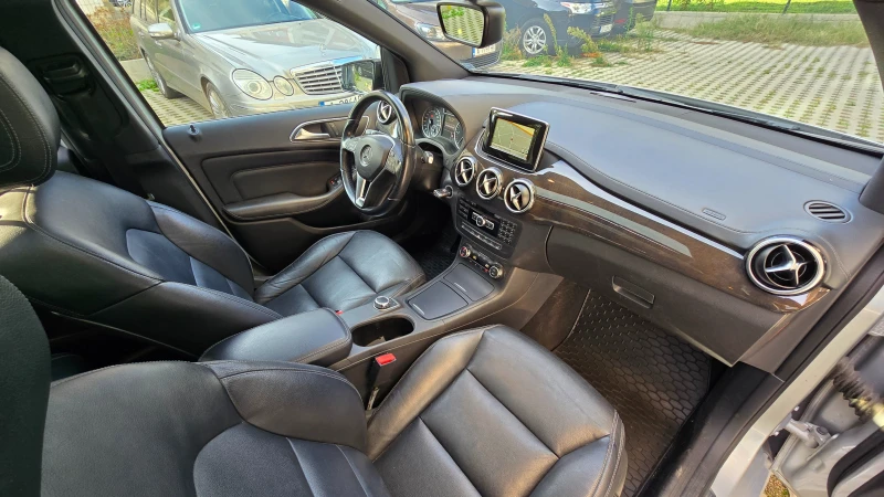 Mercedes-Benz B 200, снимка 11 - Автомобили и джипове - 52249655
