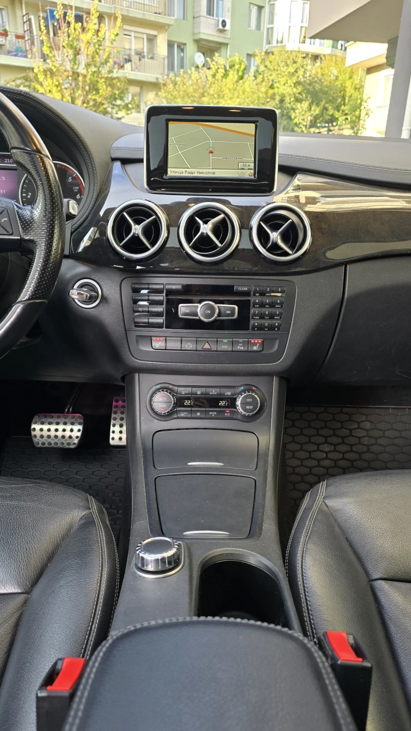Mercedes-Benz B 200, снимка 15 - Автомобили и джипове - 52249655
