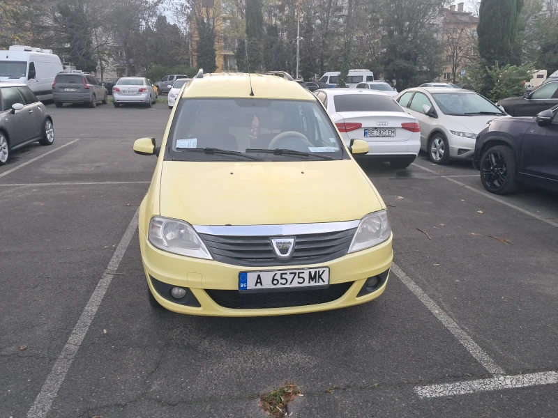 Dacia Logan, снимка 8 - Автомобили и джипове - 52475571