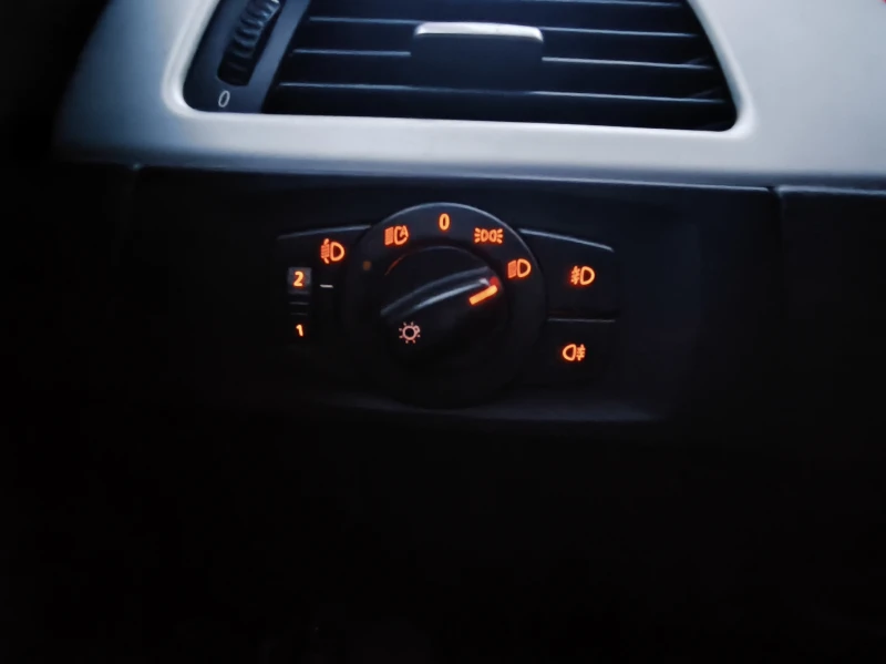 BMW 330, снимка 10 - Автомобили и джипове - 52711262