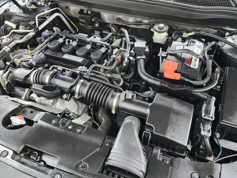 Honda Accord 1.5 TURBO, снимка 6 - Автомобили и джипове - 54956640
