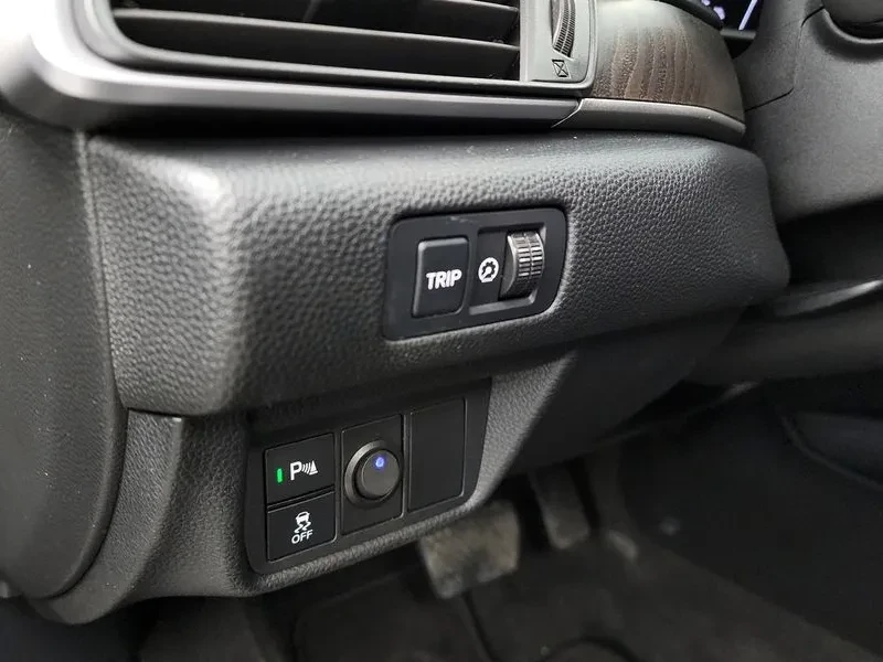 Honda Accord 1.5 TURBO, снимка 16 - Автомобили и джипове - 54956640
