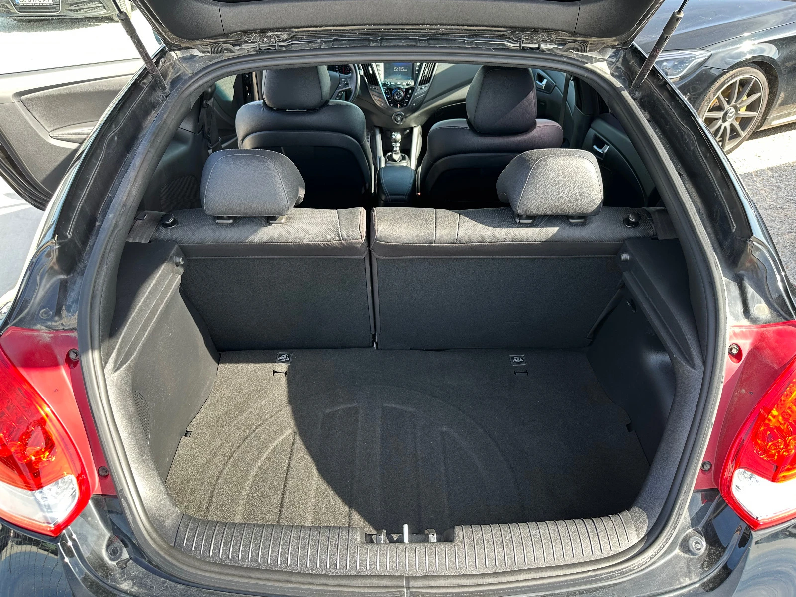 Hyundai Veloster  Turbo* 1.6i* 2016* *  | Mobile.bg   17