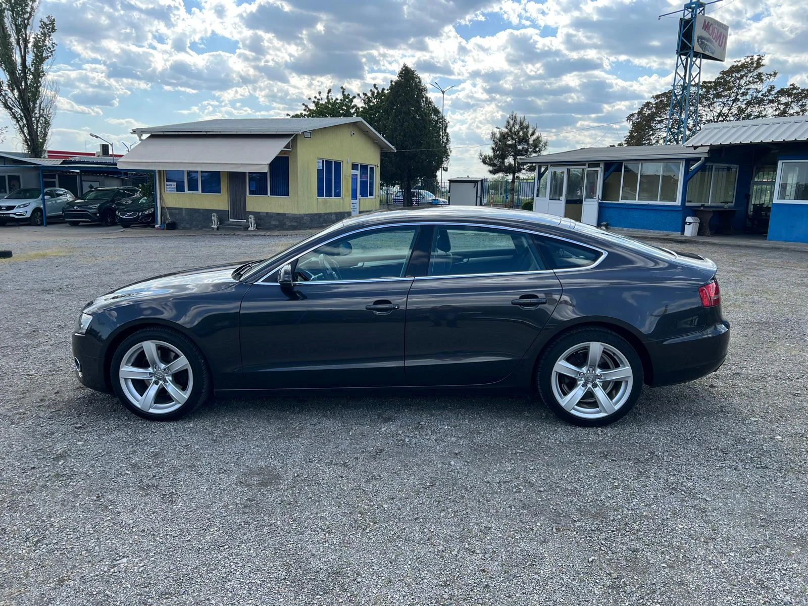 Audi A5 2, 0TDi АВТОМАТИК НАВИГАЦИЯ - изображение 8