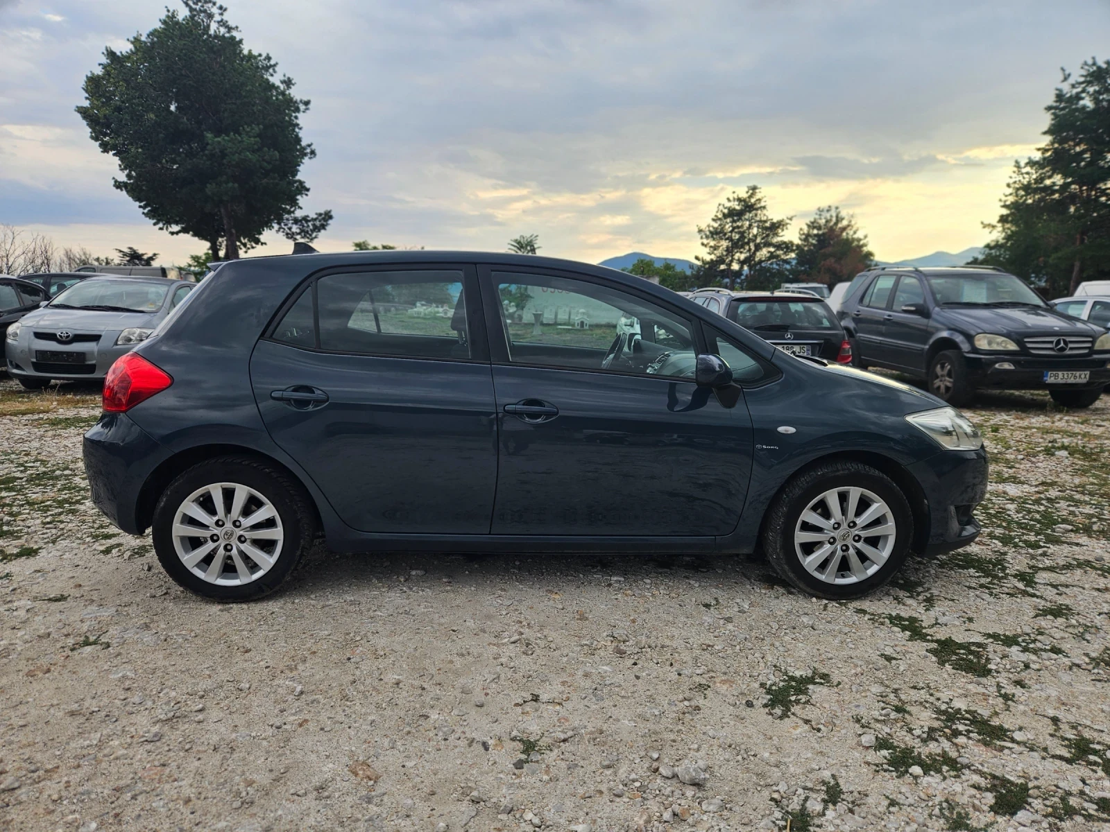 Toyota Auris 1.6/KEYLESS/EXECUTIVE  - изображение 7