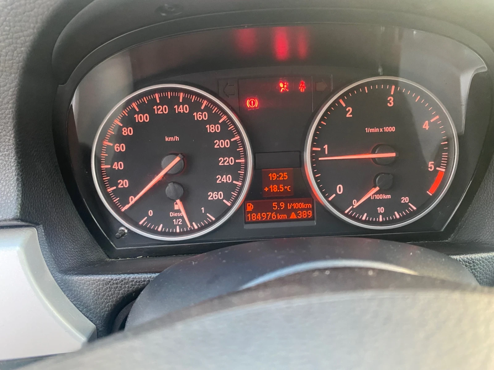 BMW 320  - изображение 7