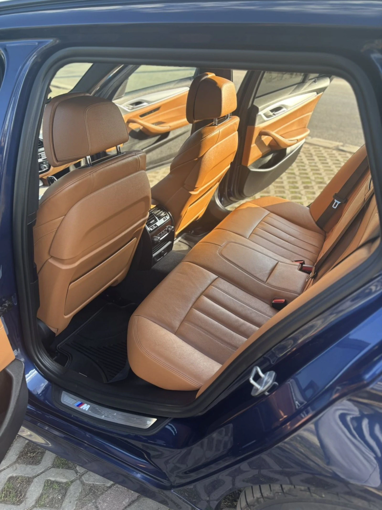 BMW 540 M sport X Drive 540i | Mobile.bg   16