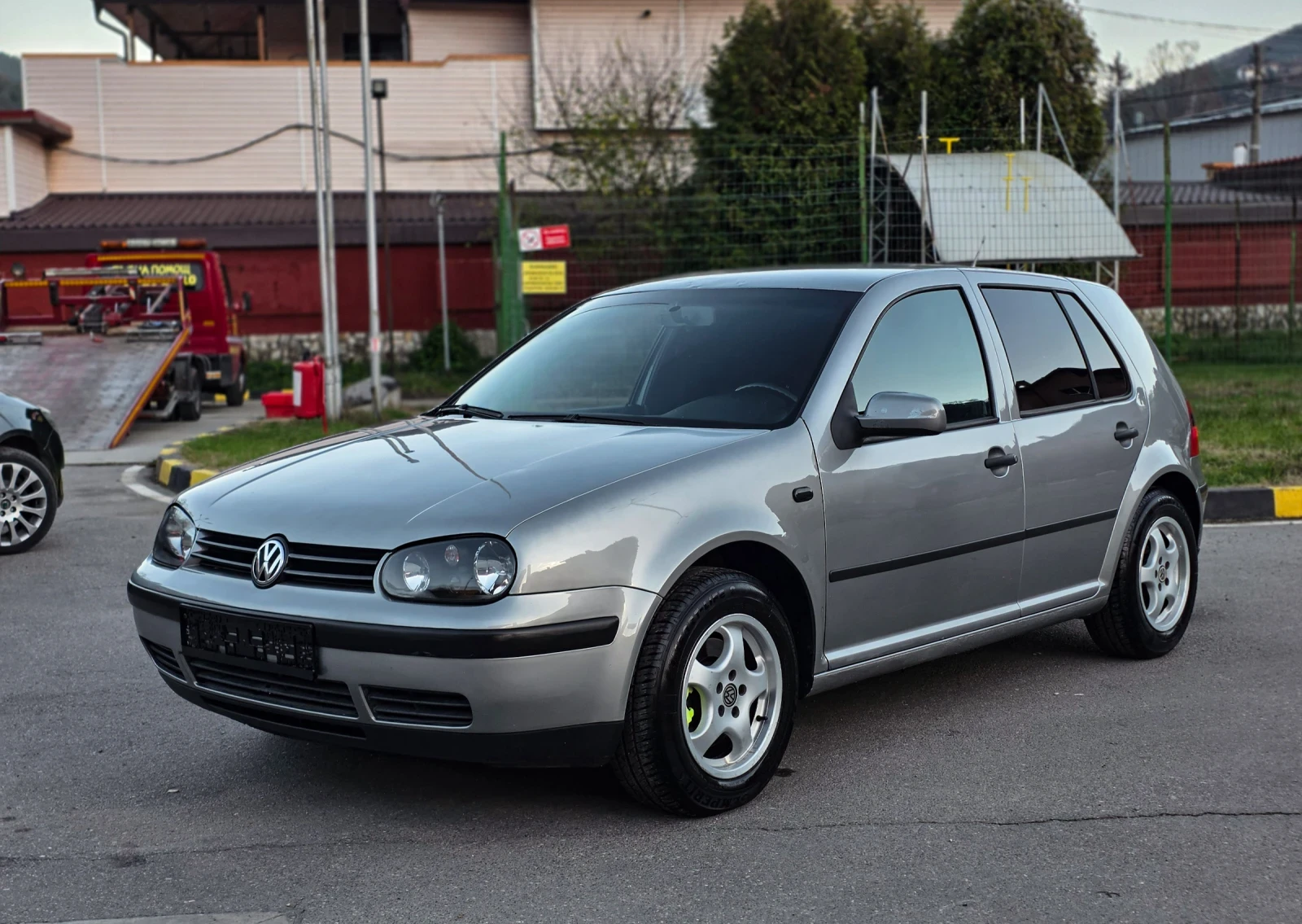 VW Golf 1.9TDI Klima - изображение 2