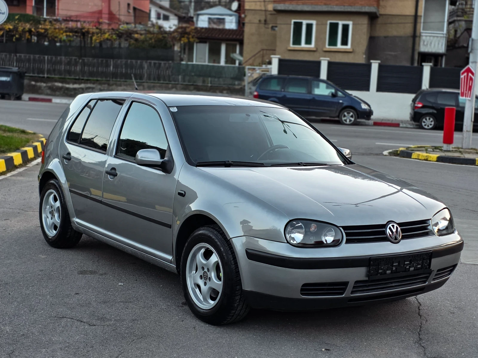 VW Golf 1.9TDI Klima - изображение 6