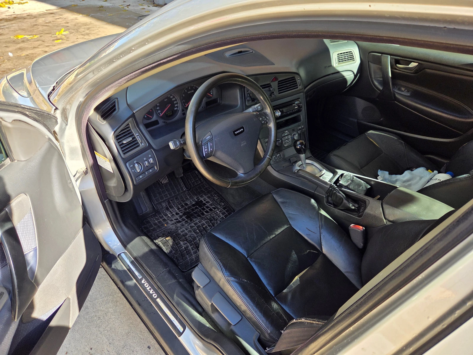 Volvo S60 2.0T - изображение 7