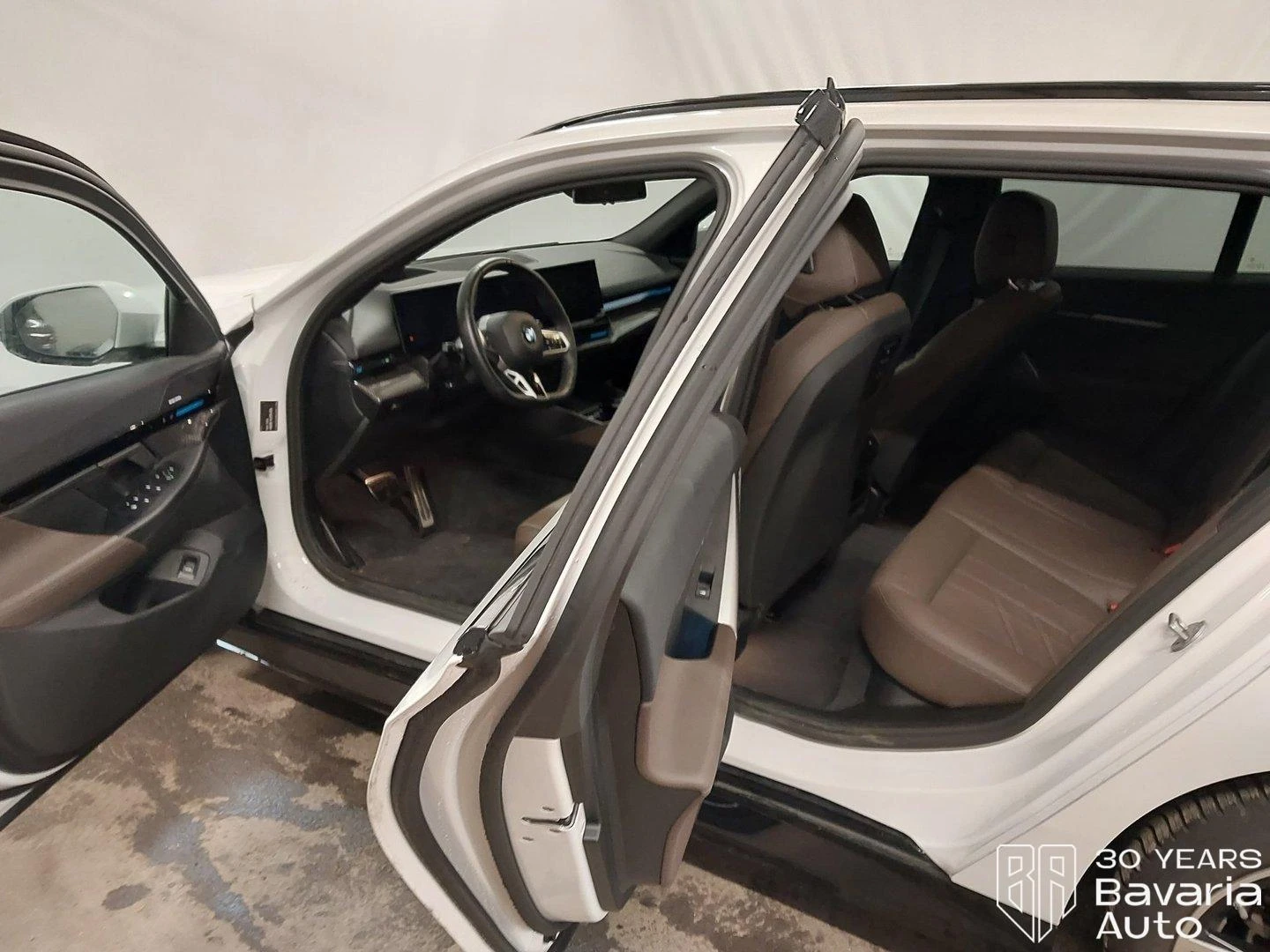 BMW 520 d Touring M Sport Paket Steptronic | Mobile.bg   5