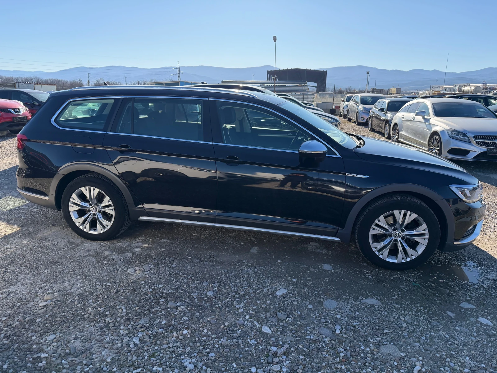 VW Alltrack 2.0 TDI 4MOTION - изображение 4