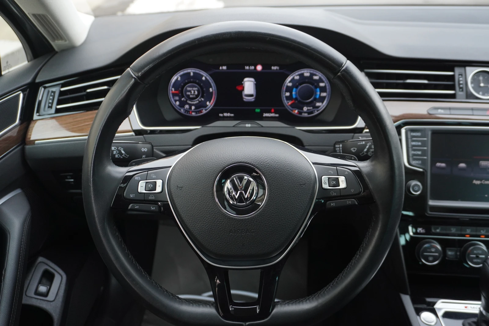 VW Passat 2.0TDI 190PS 4MOTION, VIRTUAL COCKPIT, KEYLESS/PAN | Mobile.bg � ����������� 13