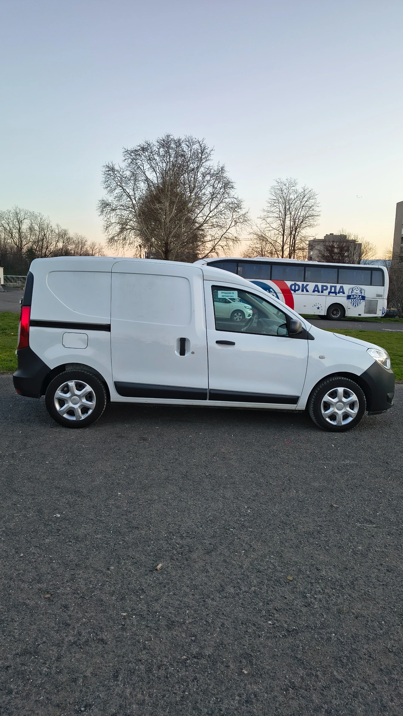 Dacia Dokker 1.5 dci, снимка 2 - Автомобили и джипове - 53649798