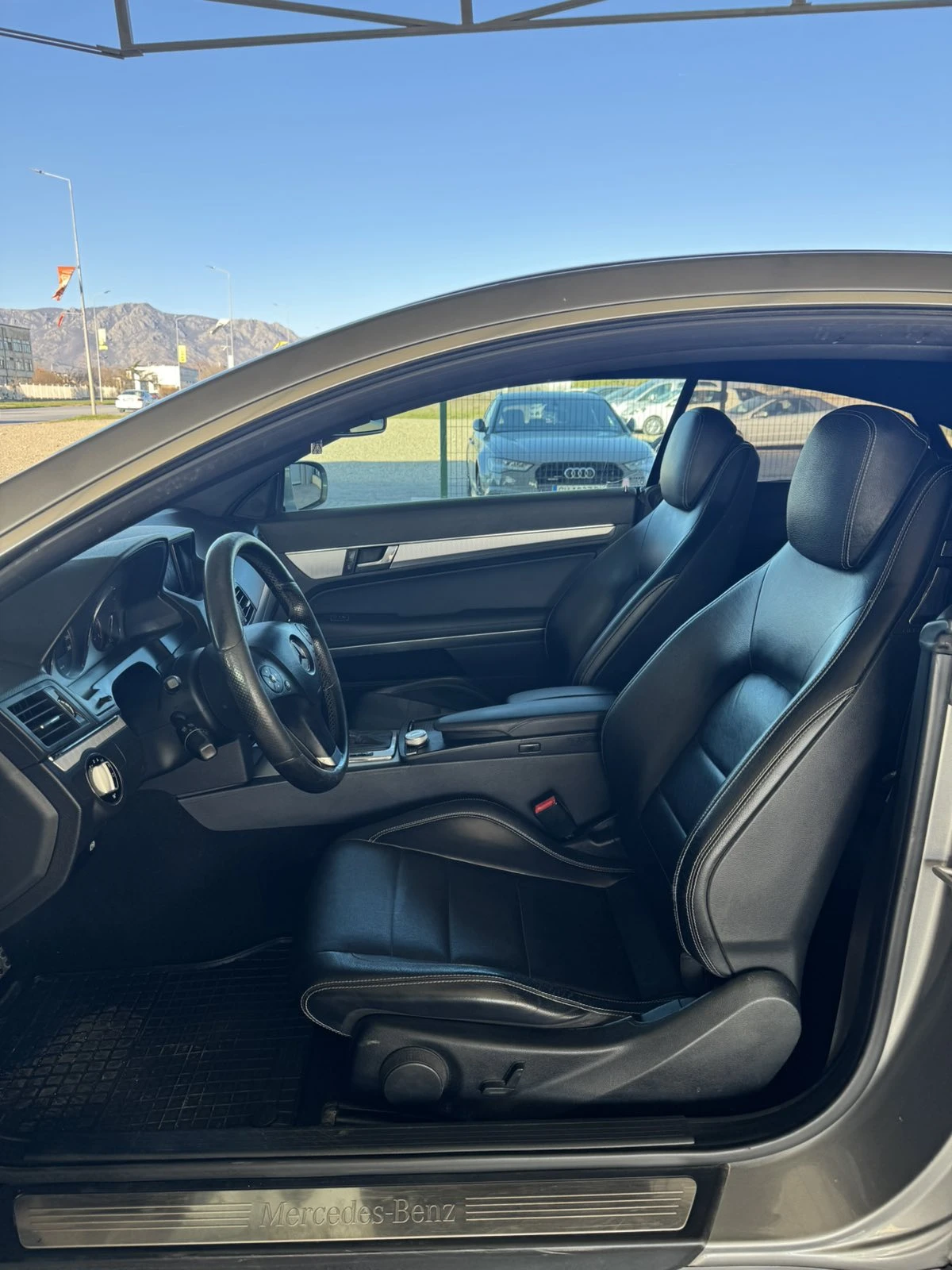 Mercedes-Benz E 350 3.0* 231ps* КОЖА* НАВИ* КАМЕРА* , снимка 12 - Автомобили и джипове - 53770789