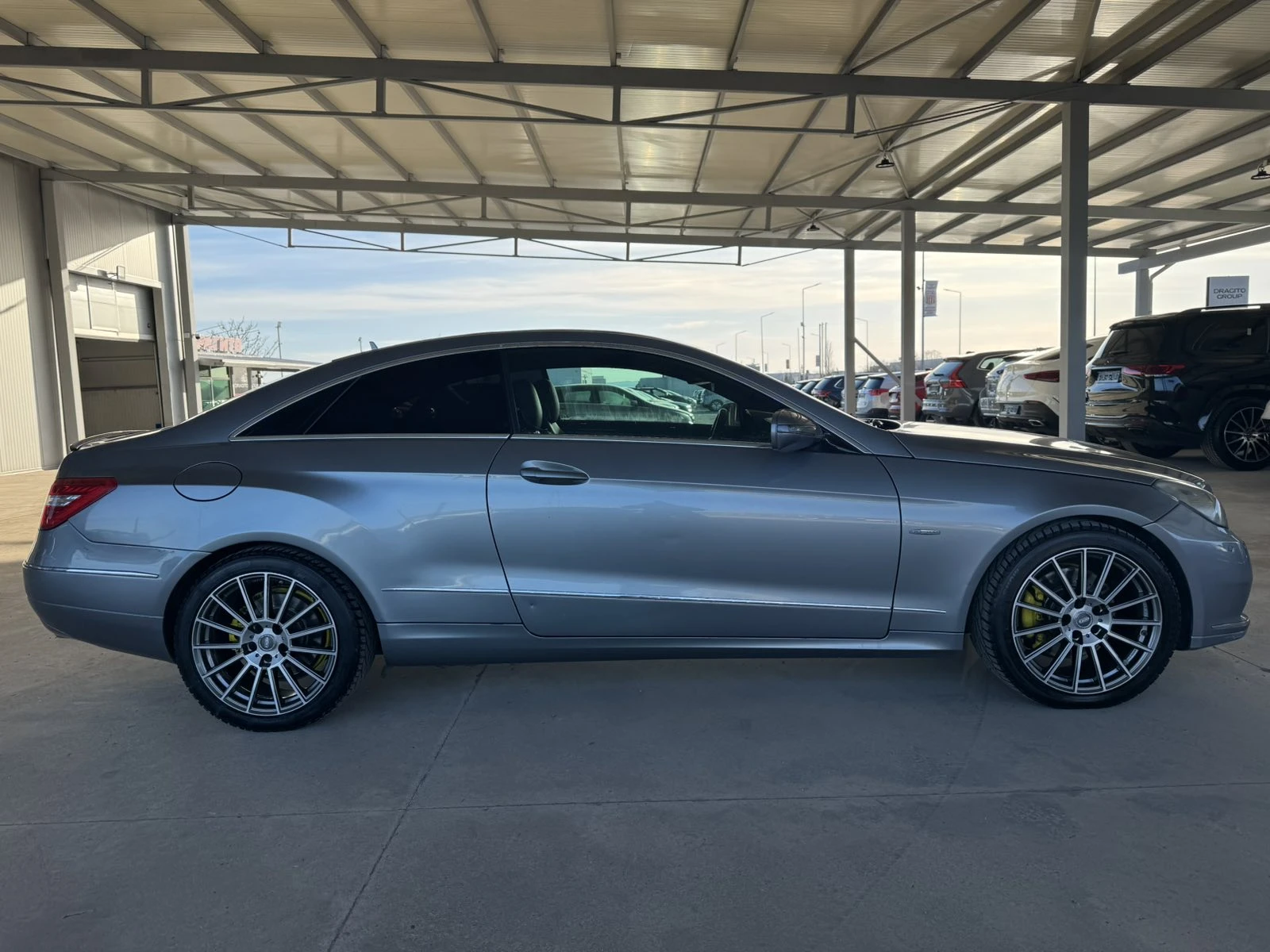 Mercedes-Benz E 350 3.0* 231ps* КОЖА* НАВИ* КАМЕРА* , снимка 6 - Автомобили и джипове - 53770789