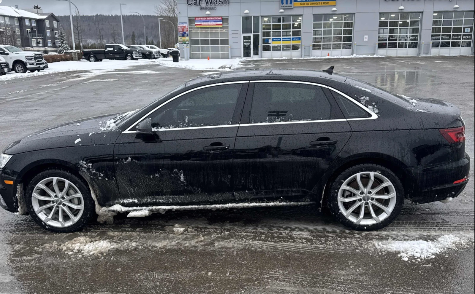 Audi S4 Progressiv* Line Ass* CAMERA* CARFAX, снимка 2 - Автомобили и джипове - 53880491