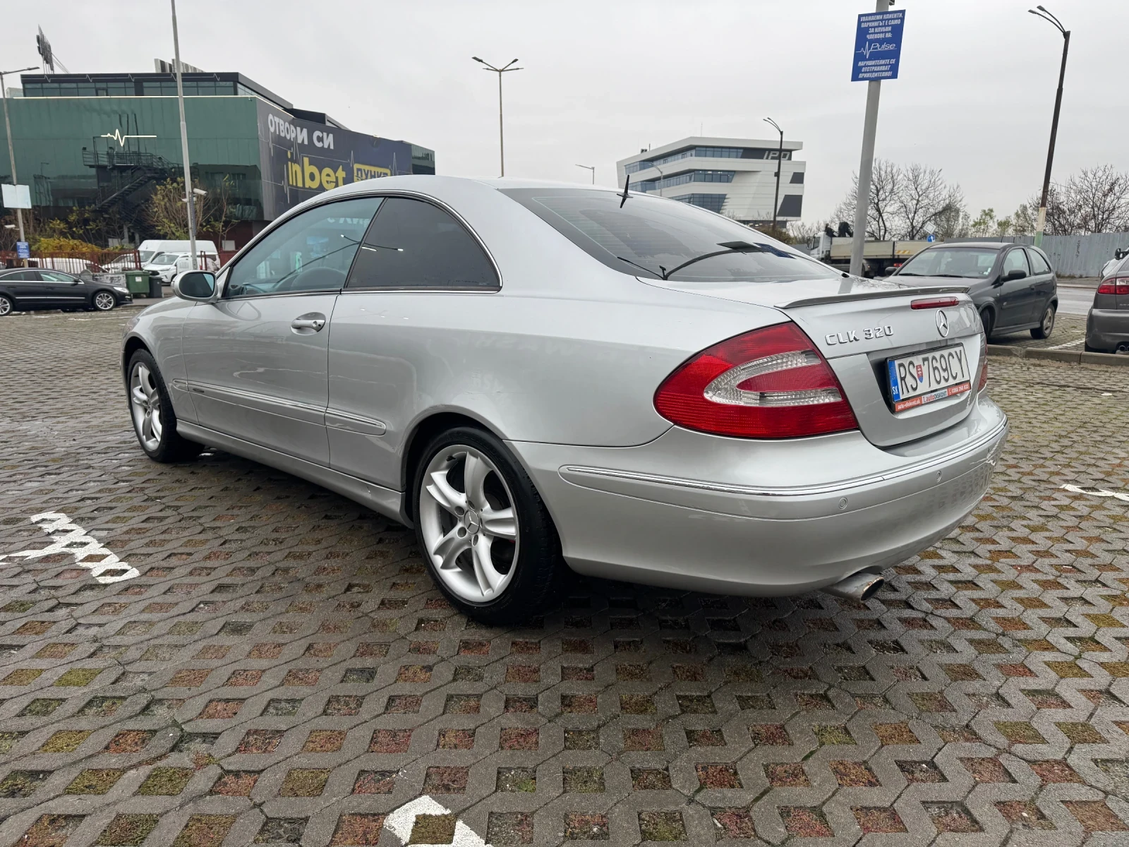 Mercedes-Benz CLK 320i V6 Avangarde Автоматик, снимка 9 - Автомобили и джипове - 53894735