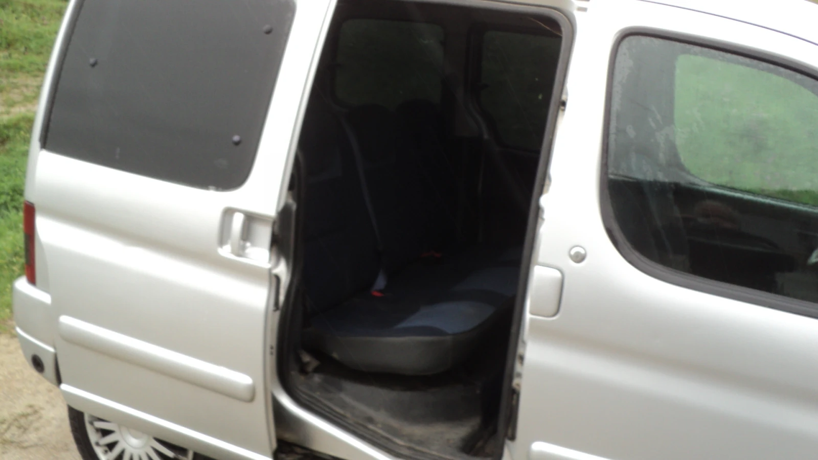 Citroen Berlingo, снимка 6 - Автомобили и джипове - 54015584