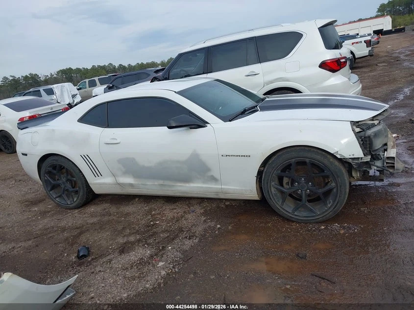 Chevrolet Camaro 3.6L V-6 DI, DOHC, VVT, 323HP Rear Wheel Drive | Mobile.bg � ����������� 13
