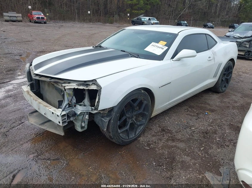 Chevrolet Camaro 3.6L V-6 DI, DOHC, VVT, 323HP Rear Wheel Drive | Mobile.bg � ����������� 2