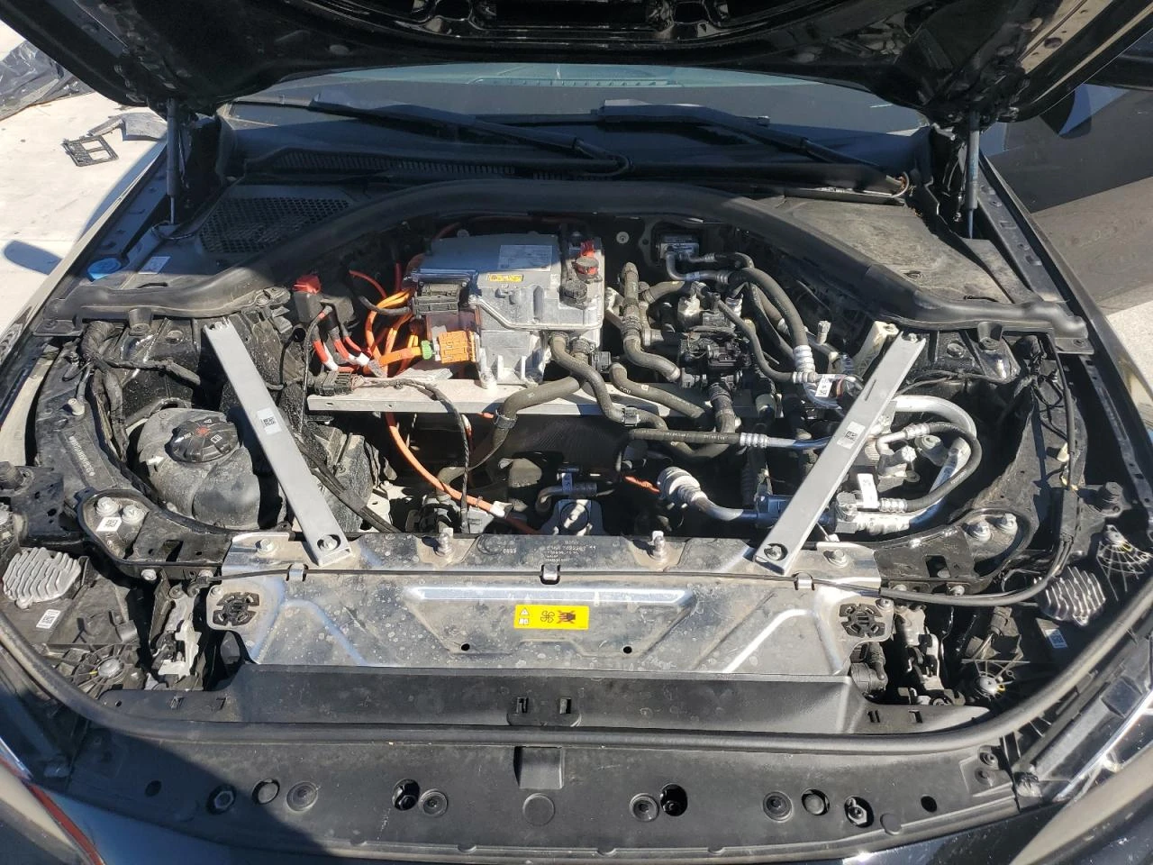 BMW i4 eDrive40 Gran Coupe, снимка 11 - Автомобили и джипове - 54152920