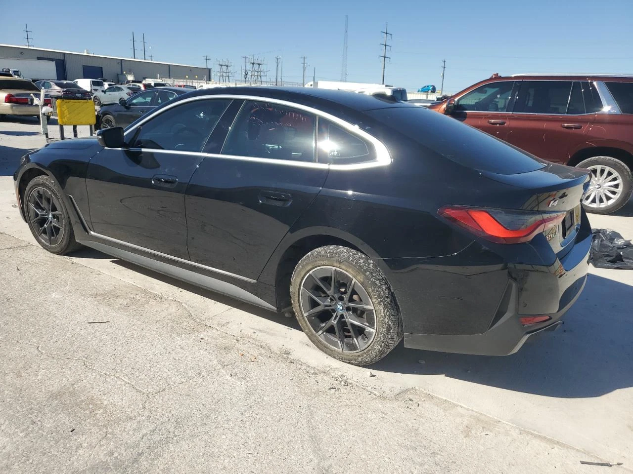 BMW i4 eDrive40 Gran Coupe, снимка 2 - Автомобили и джипове - 54152920