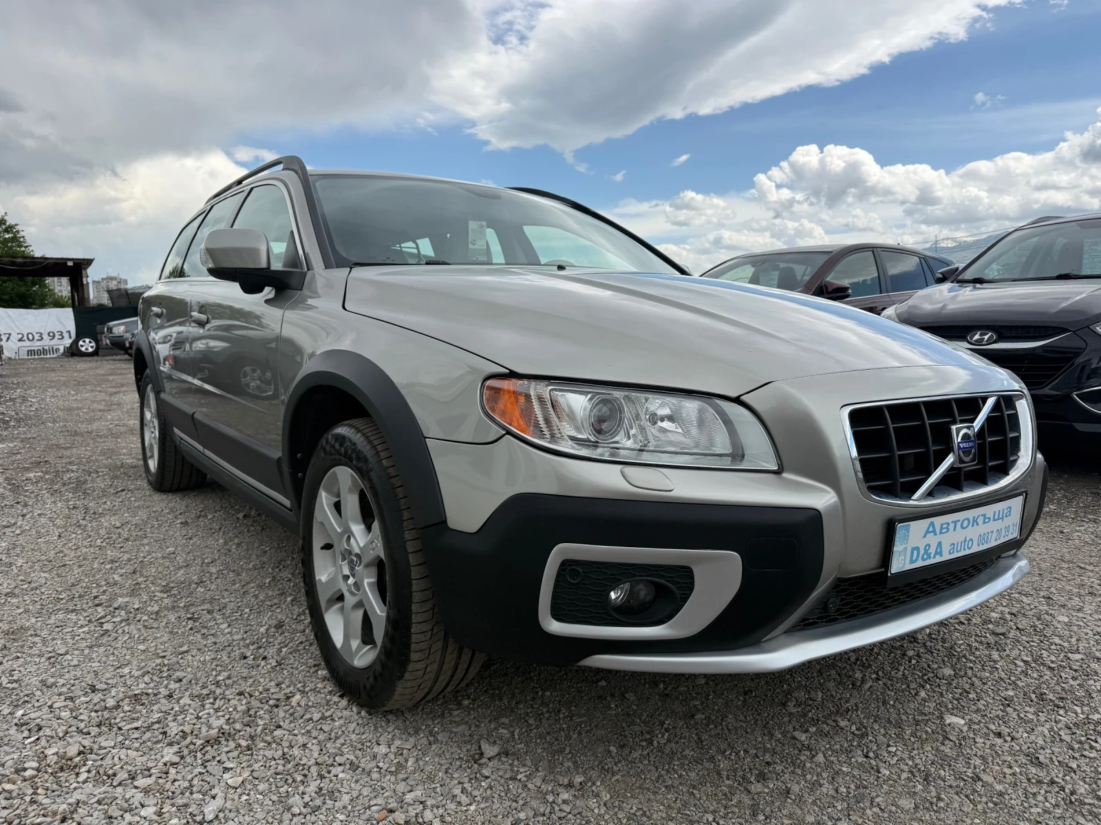 Volvo Xc70 3.2i AWD Kross Coyntry, снимка 3 - Автомобили и джипове - 54590024