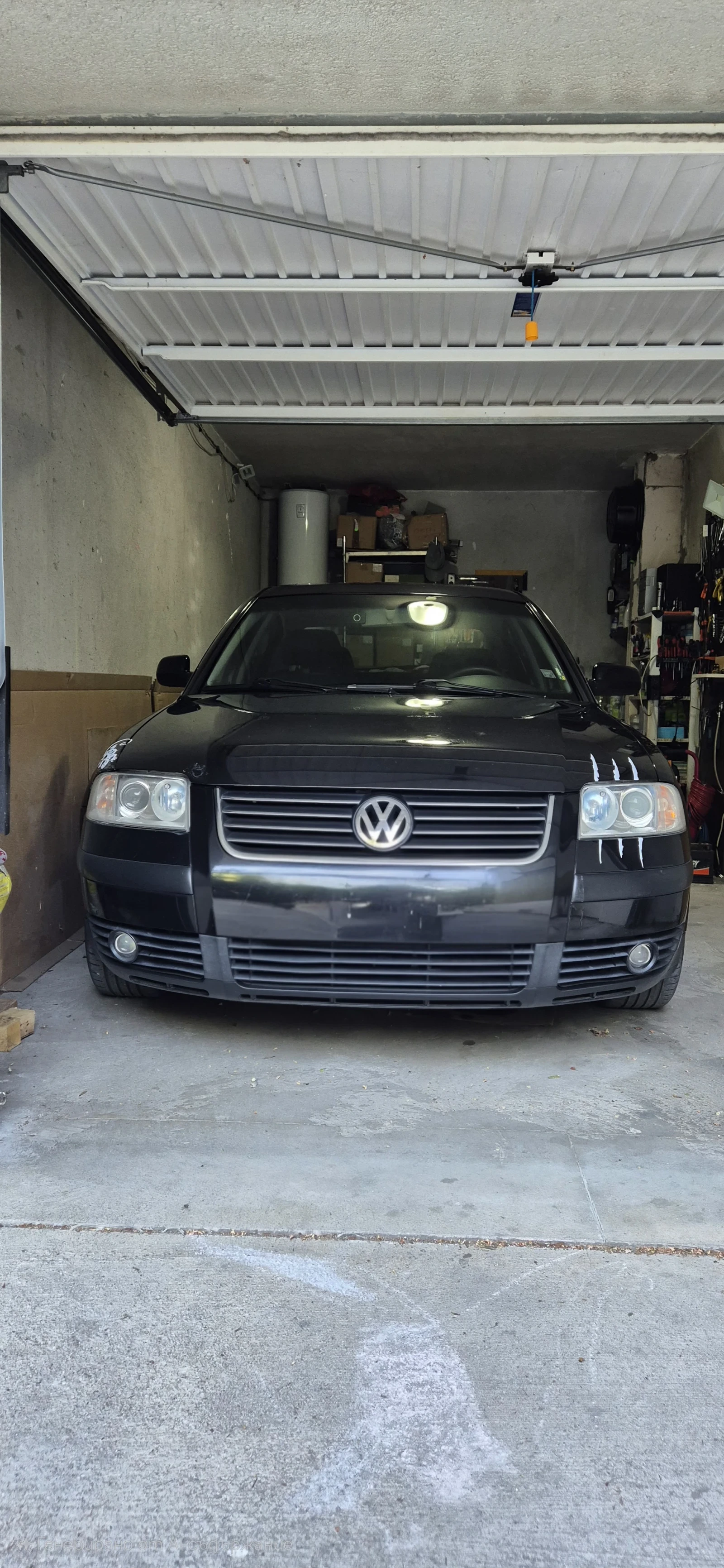 VW Passat 1.8T, снимка 16 - Автомобили и джипове - 54856798