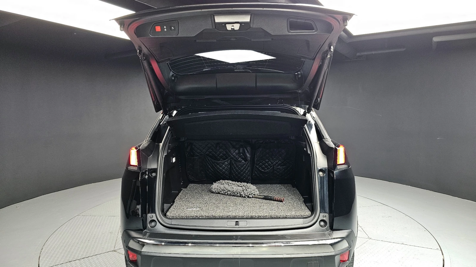 Peugeot 3008 | Панорама | Масаж | Кожа | Навигация, снимка 4 - Автомобили и джипове - 54890576