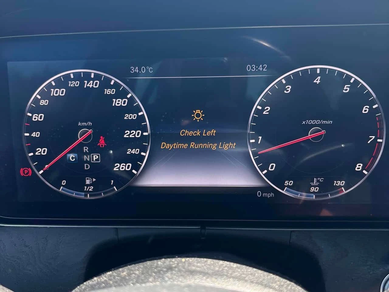 Mercedes-Benz E 400 * CARFAX * BURMESTER * HEAD-UP * 360 CAMERA * , снимка 12 - Автомобили и джипове - 55429569