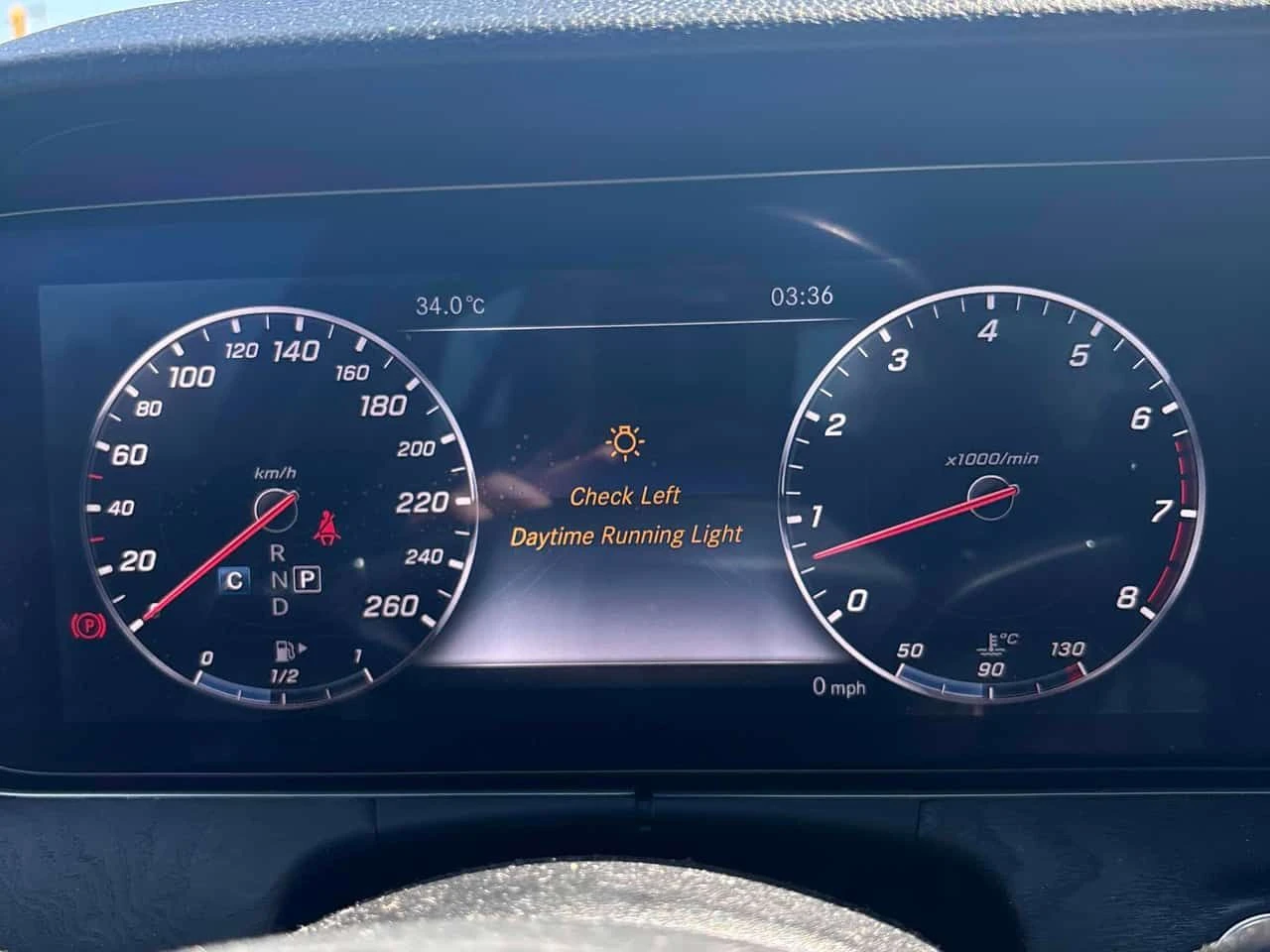 Mercedes-Benz E 400 * CARFAX * BURMESTER * HEAD-UP * 360 CAMERA * , снимка 9 - Автомобили и джипове - 55429569