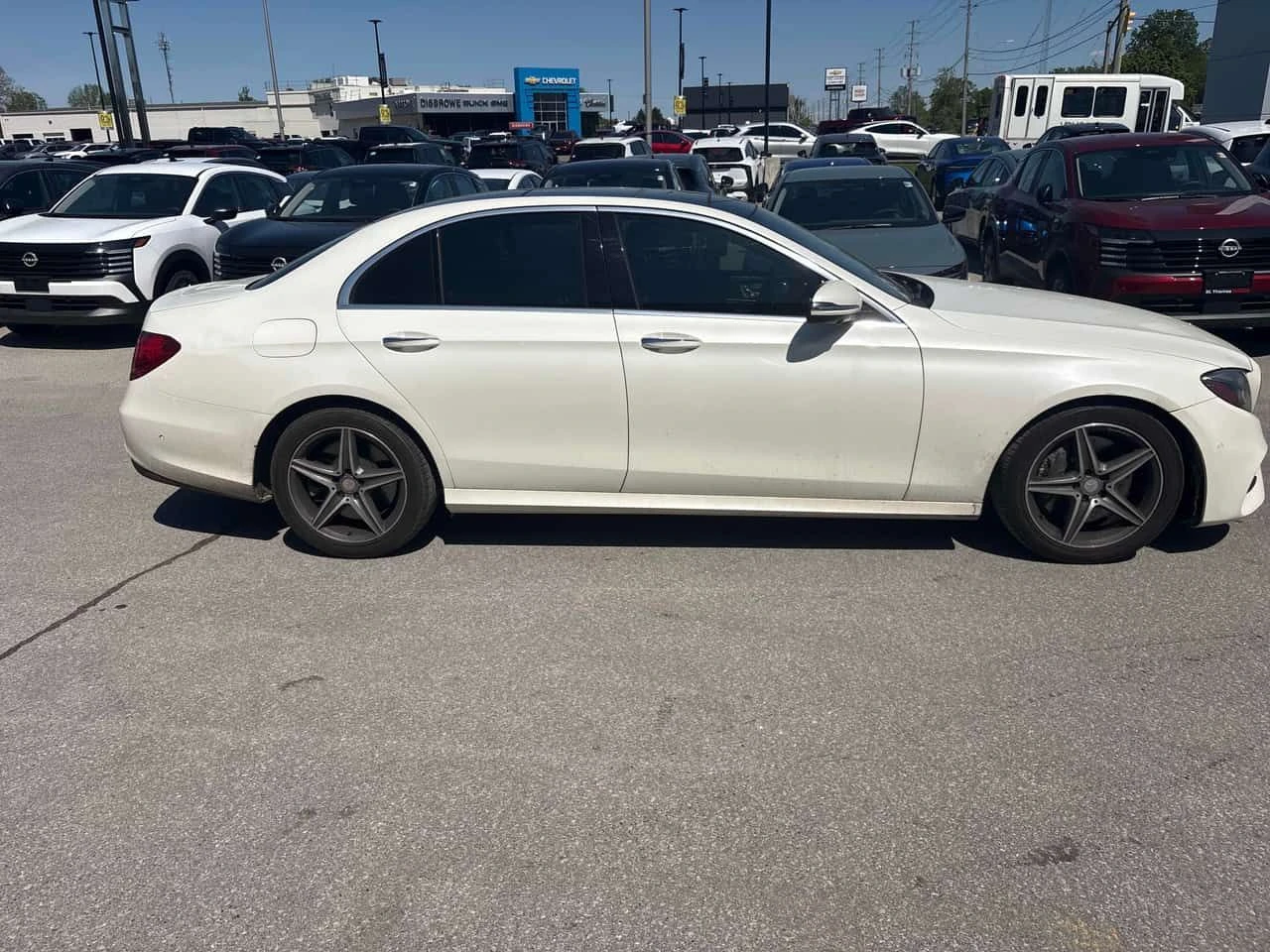 Mercedes-Benz E 400 * CARFAX * BURMESTER * HEAD-UP * 360 CAMERA * , снимка 3 - Автомобили и джипове - 55429569