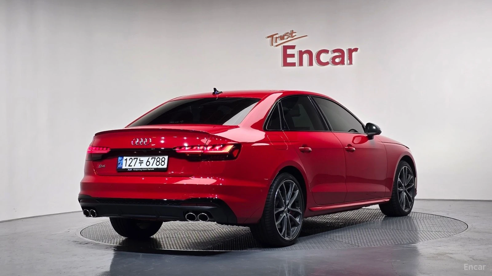 Audi S4 3.0 TFSI QUATTRO* HUD* КОЖА* НАВИ* ПАНО, снимка 2 - Автомобили и джипове - 55435962