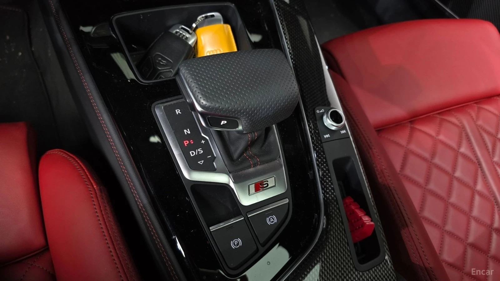Audi S4 3.0 TFSI QUATTRO* HUD* КОЖА* НАВИ* ПАНО, снимка 8 - Автомобили и джипове - 55435962