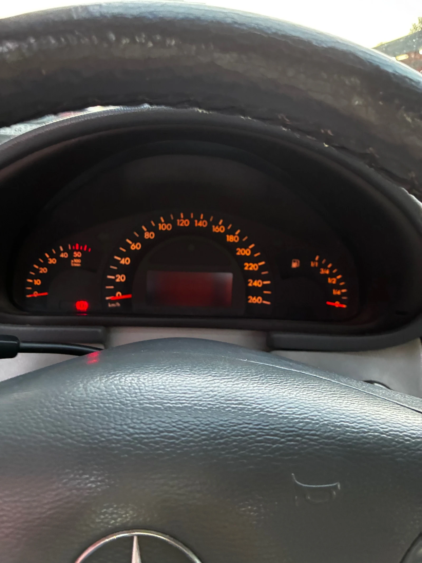 Mercedes-Benz C 220, снимка 15 - Автомобили и джипове - 55529954