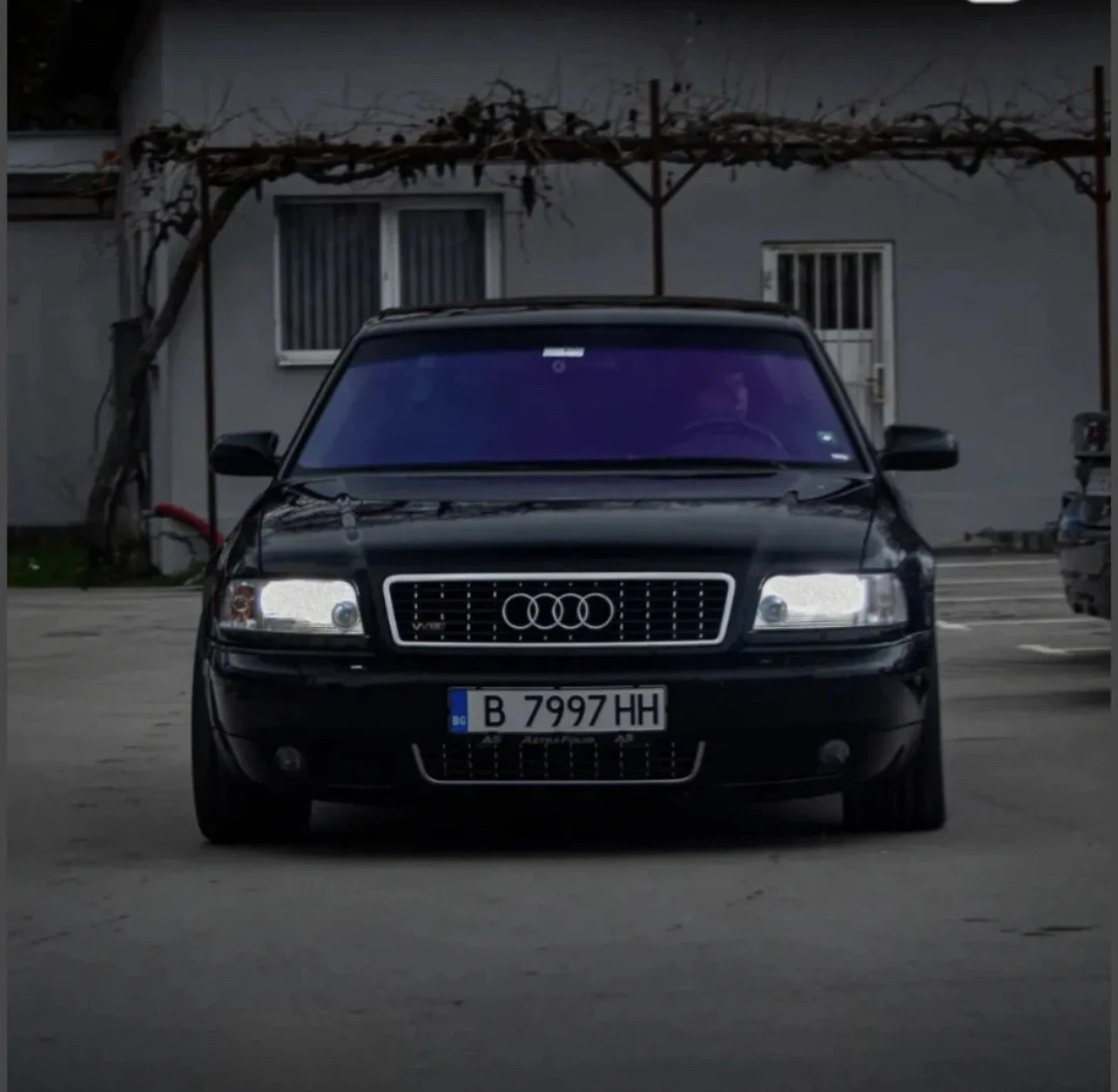 Audi A8 W12