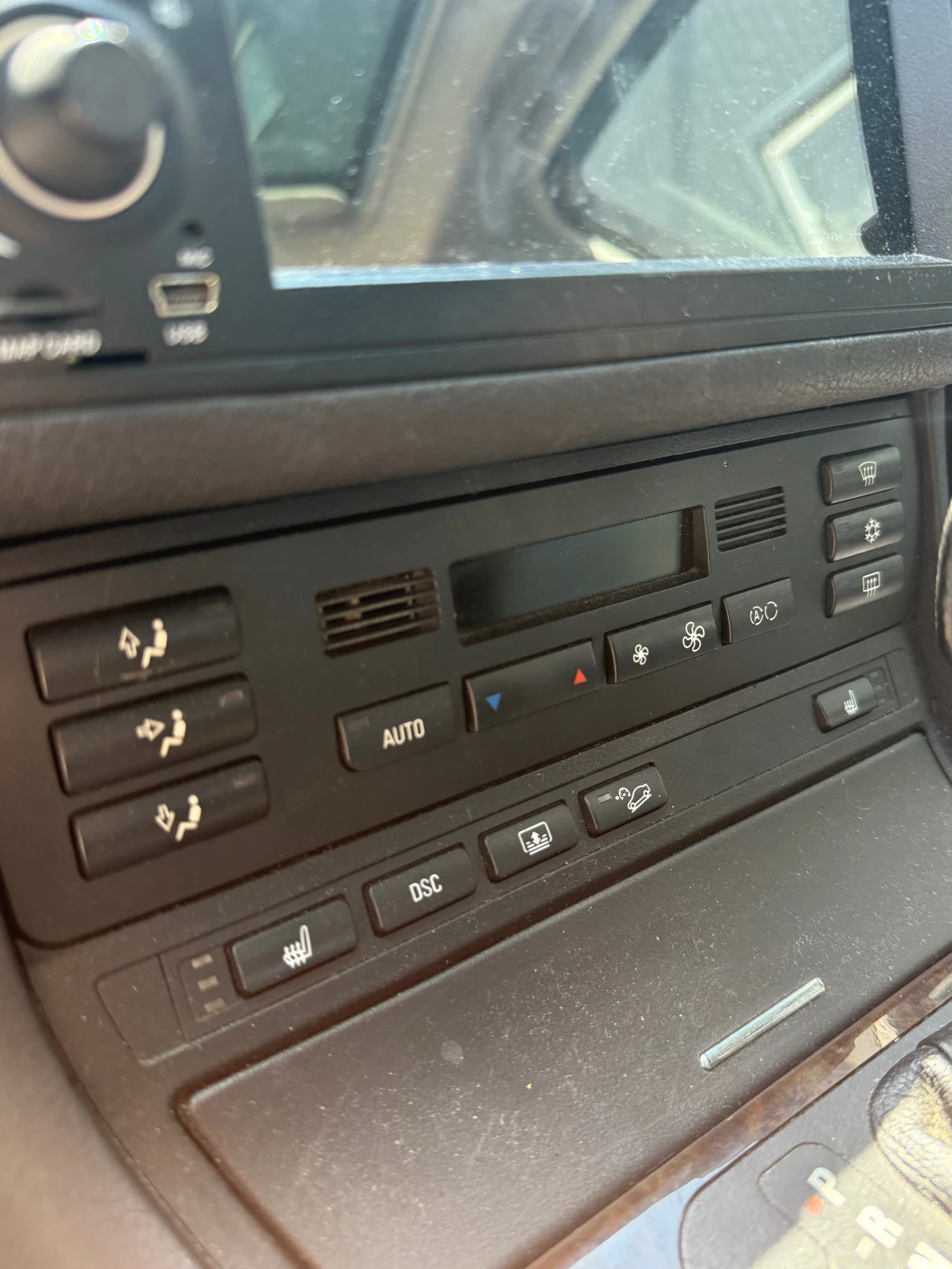 BMW 330, снимка 10 - Автомобили и джипове - 55599961