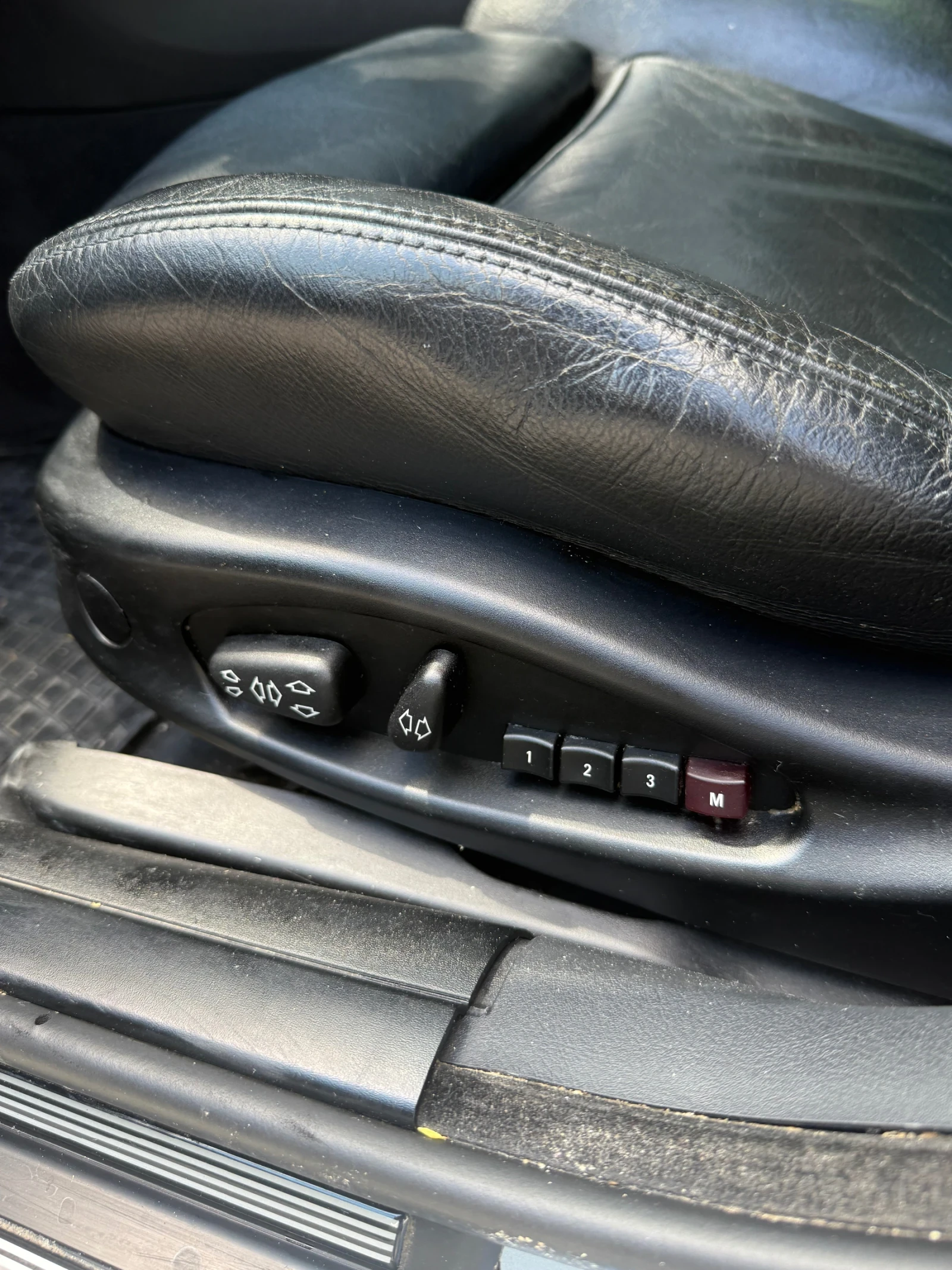 BMW 330, снимка 9 - Автомобили и джипове - 55599961