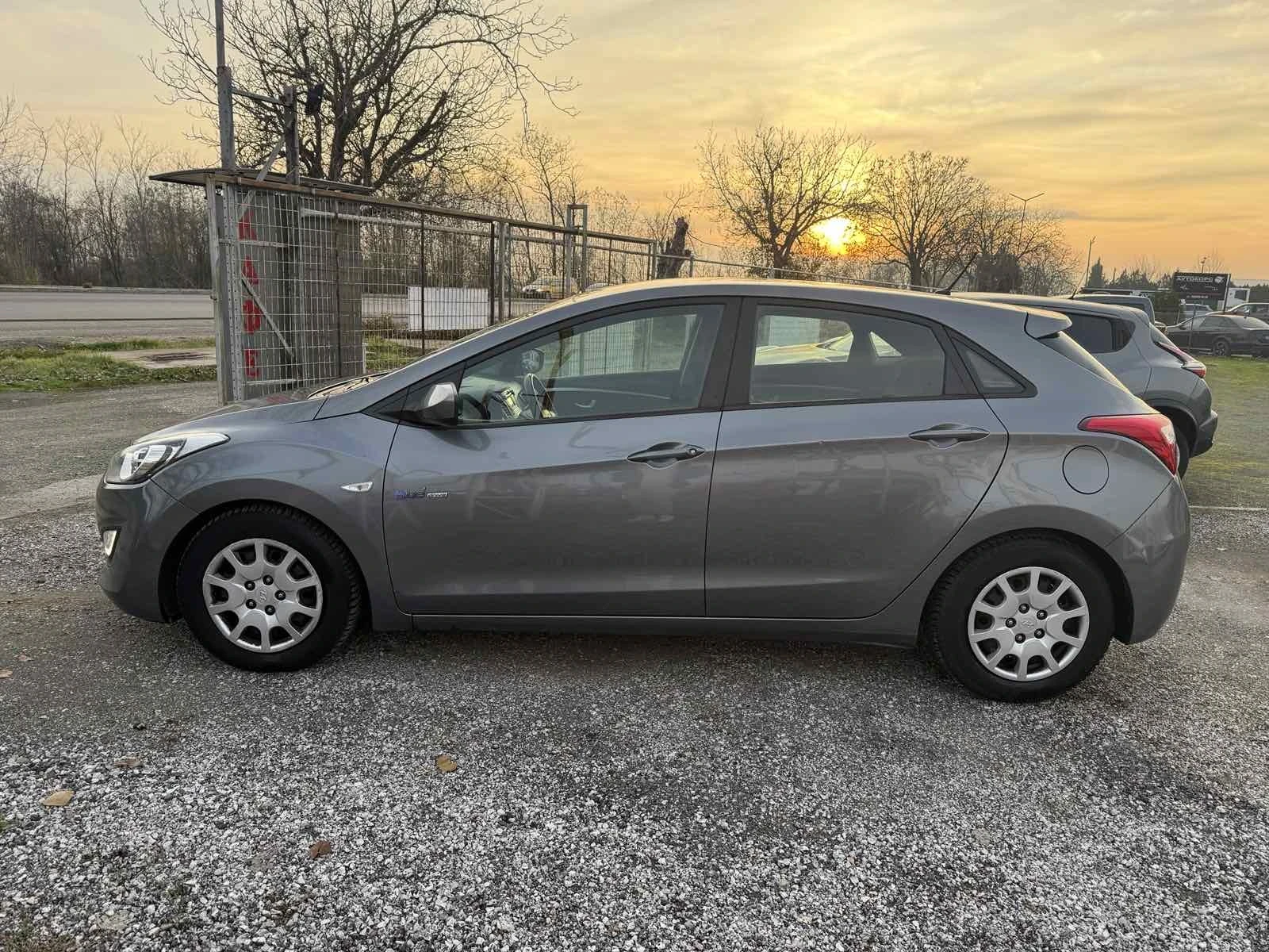 Hyundai I30 1.6 CRDI.110K, снимка 4 - Автомобили и джипове - 55738388