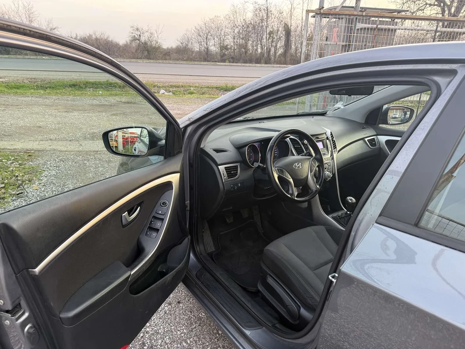 Hyundai I30 1.6 CRDI.110K, снимка 9 - Автомобили и джипове - 55738388