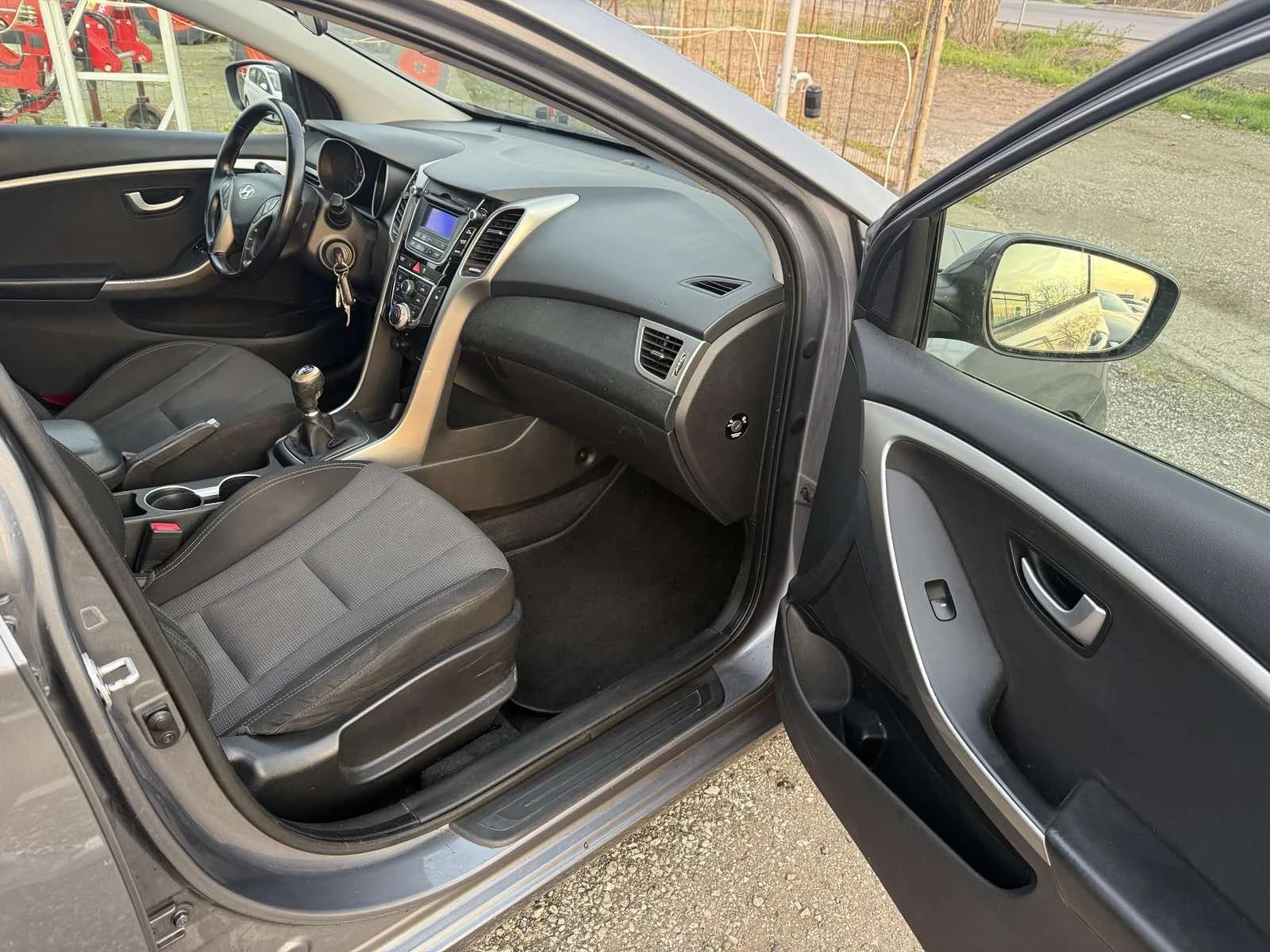 Hyundai I30 1.6 CRDI.110K, снимка 13 - Автомобили и джипове - 55738388
