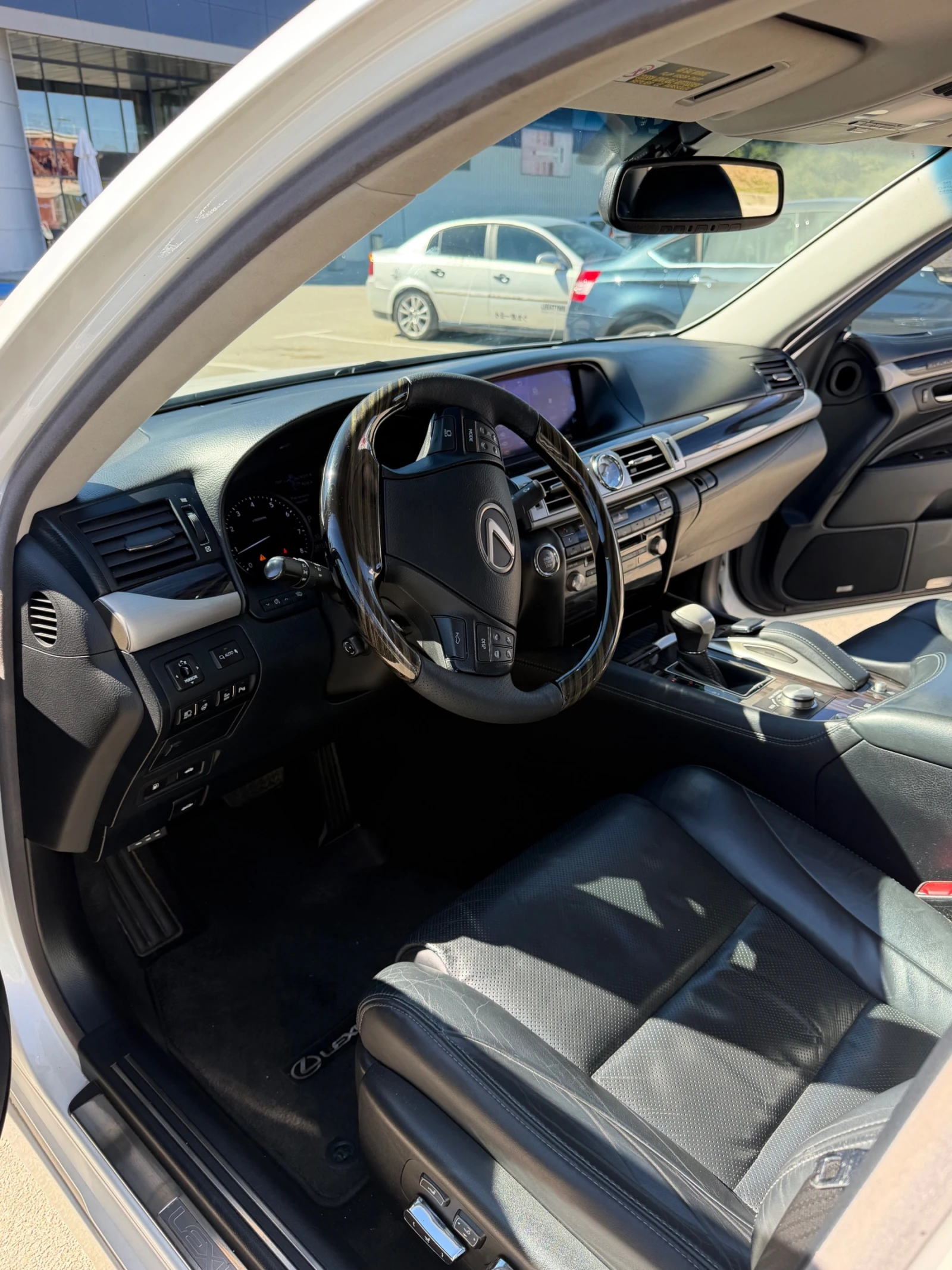 Lexus LS 460, снимка 10 - Автомобили и джипове - 56346651