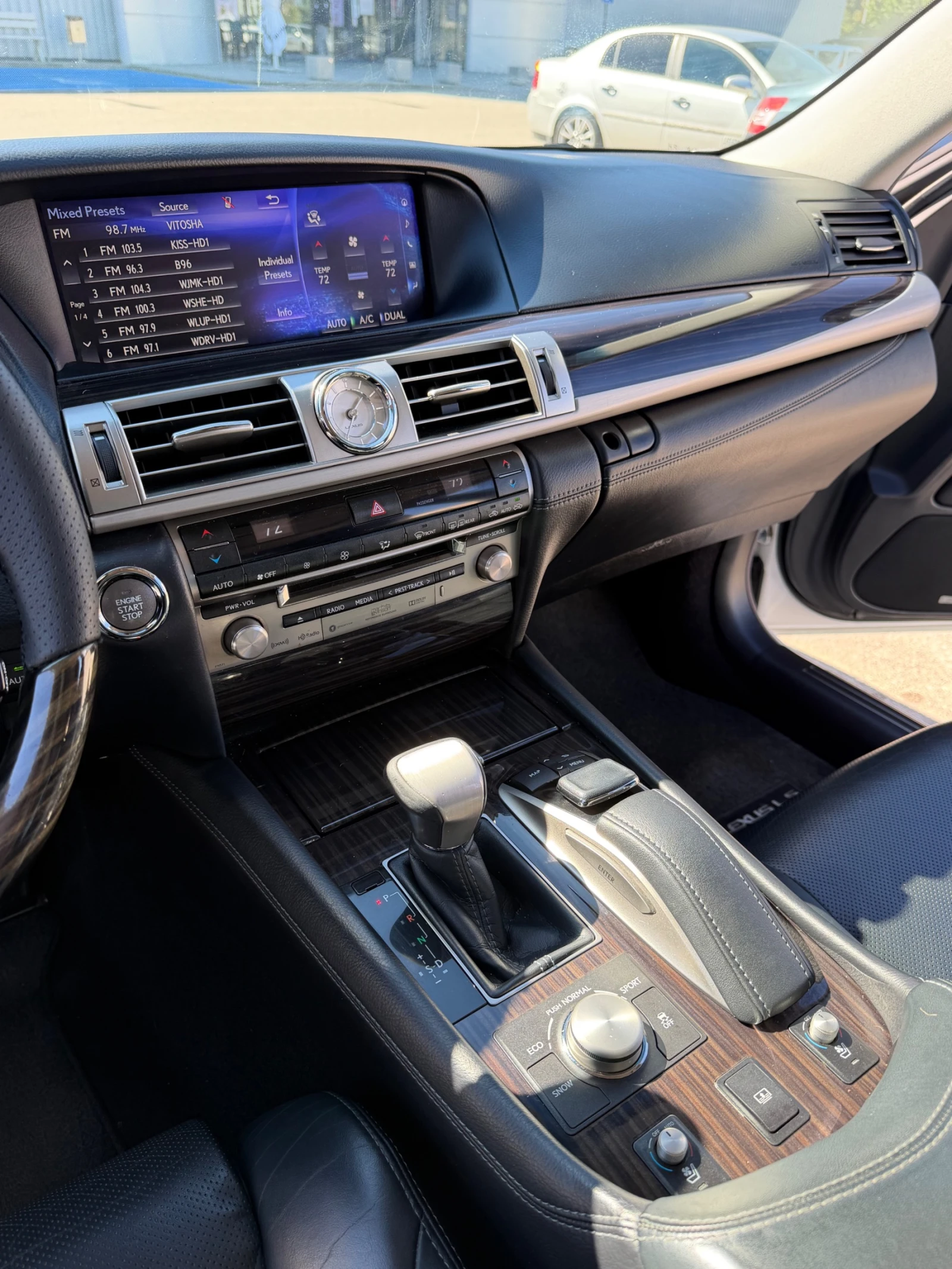 Lexus LS 460, снимка 13 - Автомобили и джипове - 56346651